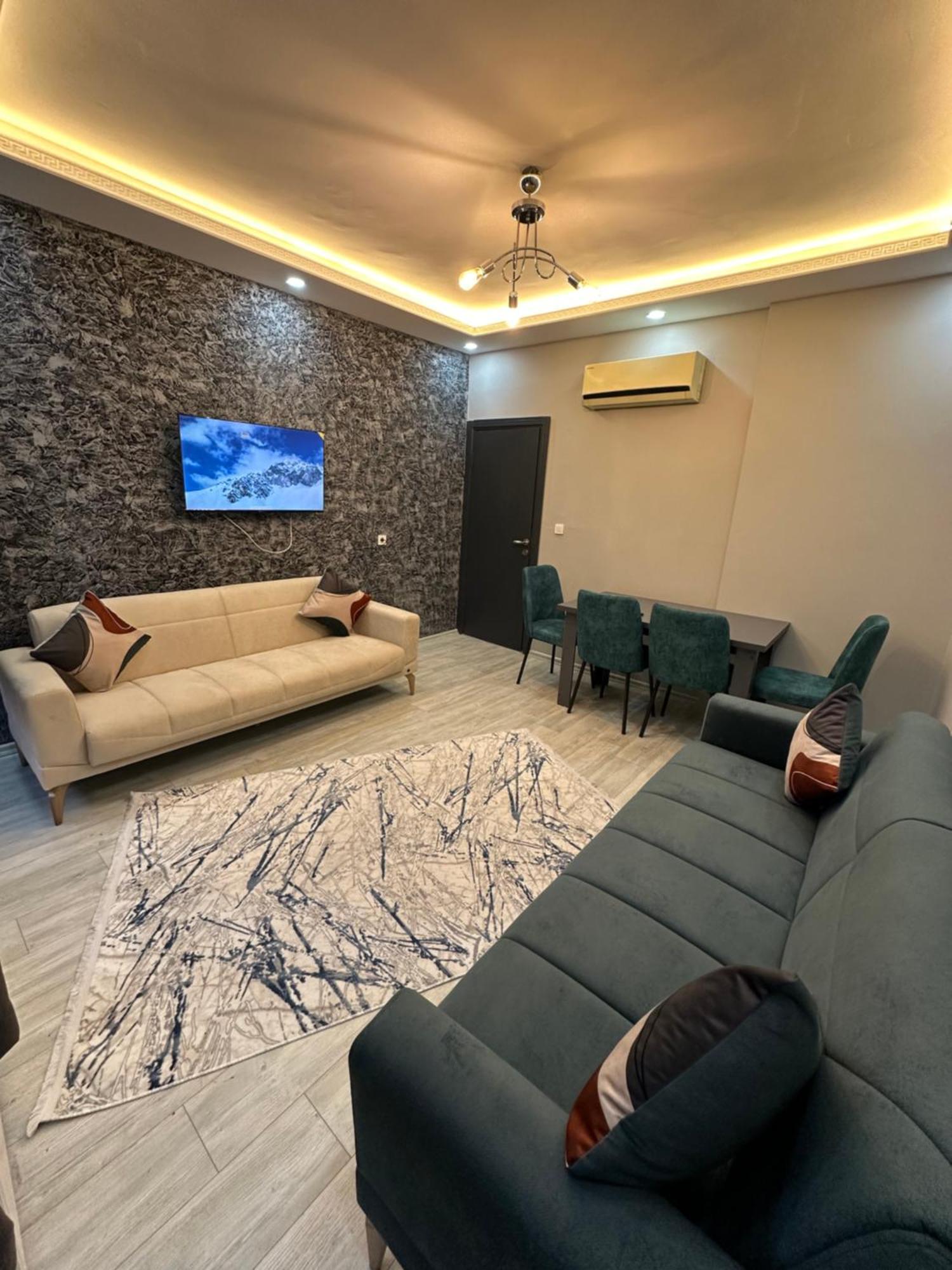 The Square 30 * İstanbul